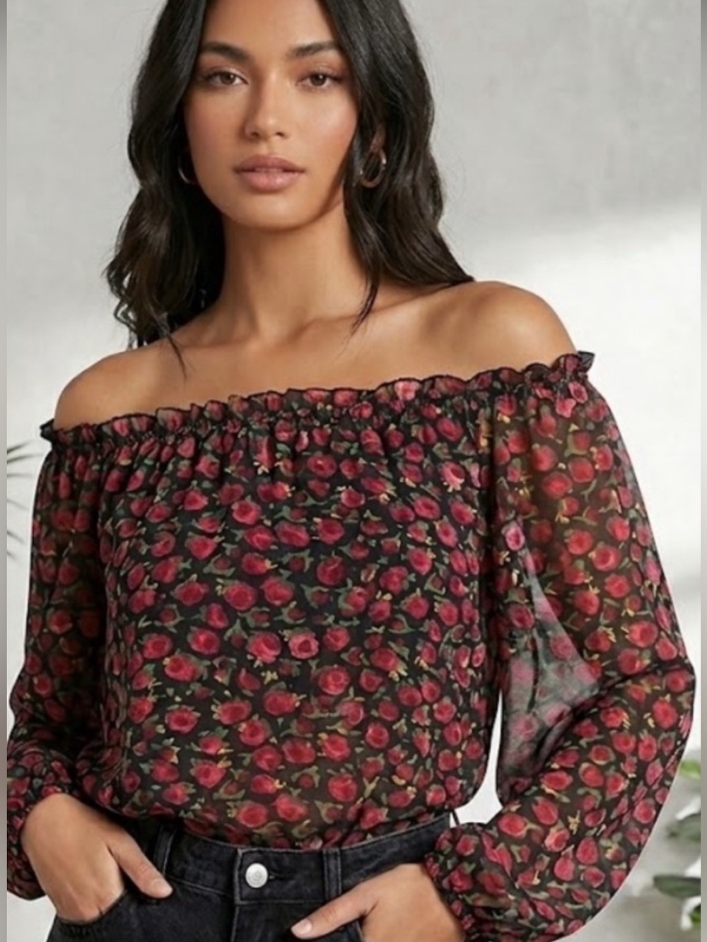 Ralph Lauren - Chap’s Off-Shoulder Floral Blouse in Black and Red |Medium